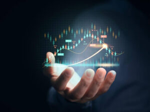 Trading expert discussing business growth.